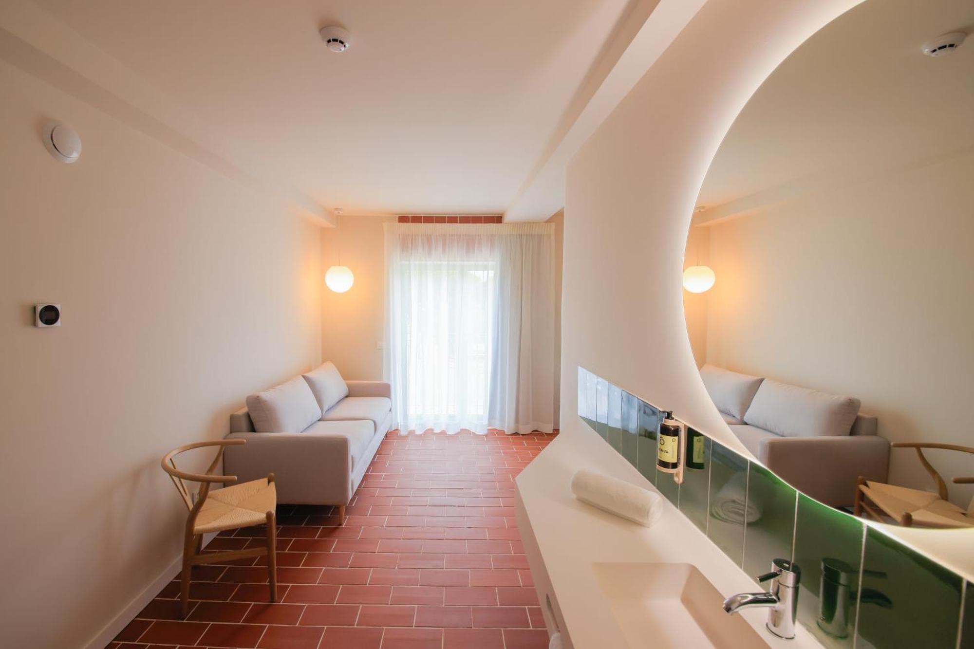 Terra Aurea Aparthotel Salou Exterior photo
